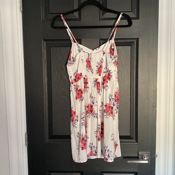 Floral dress - Picture 4 of 5